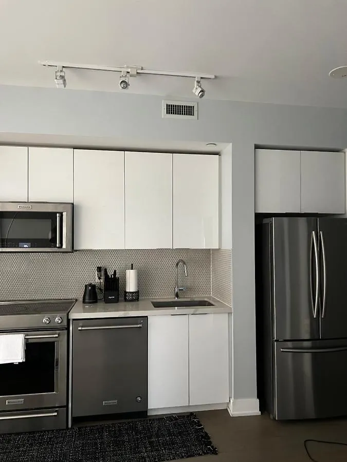 Apartment Luxury Lakefront Condo